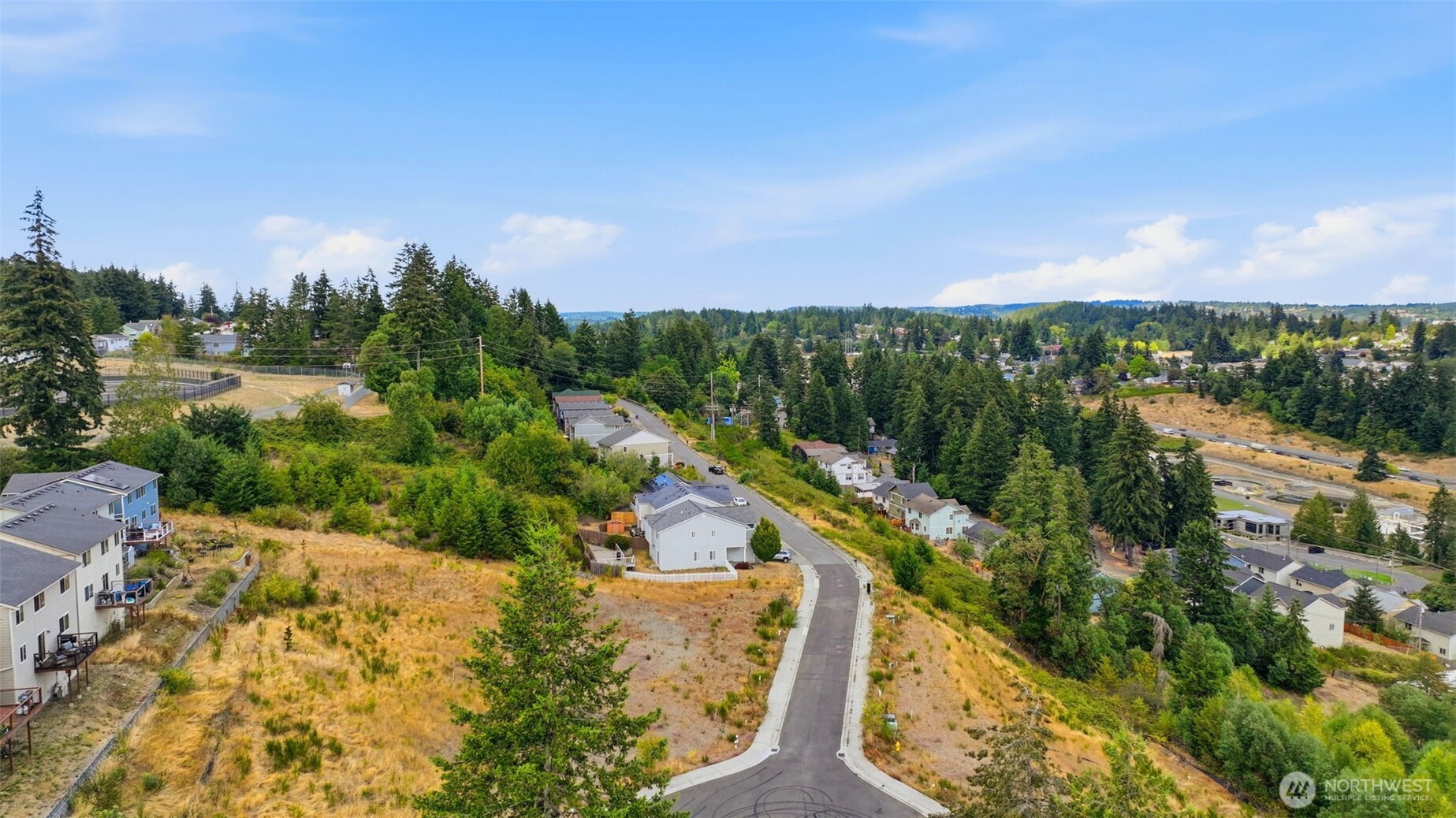 1644 Sound Ridge Drive Property Photo 11