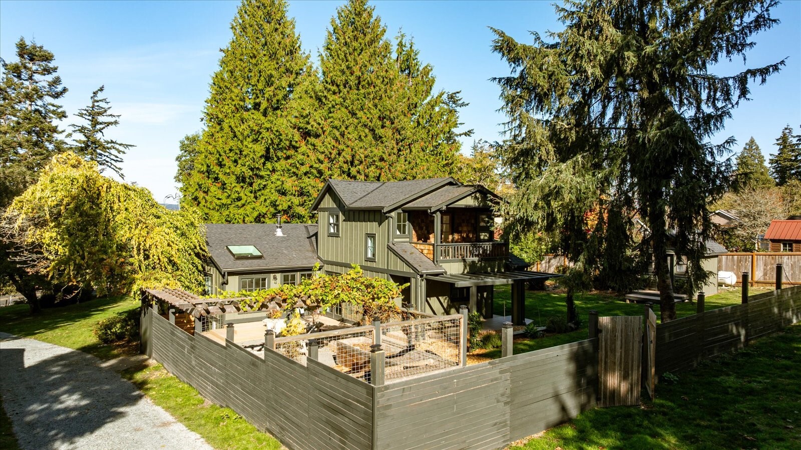 3028 Saratoga Road Property Photo 1