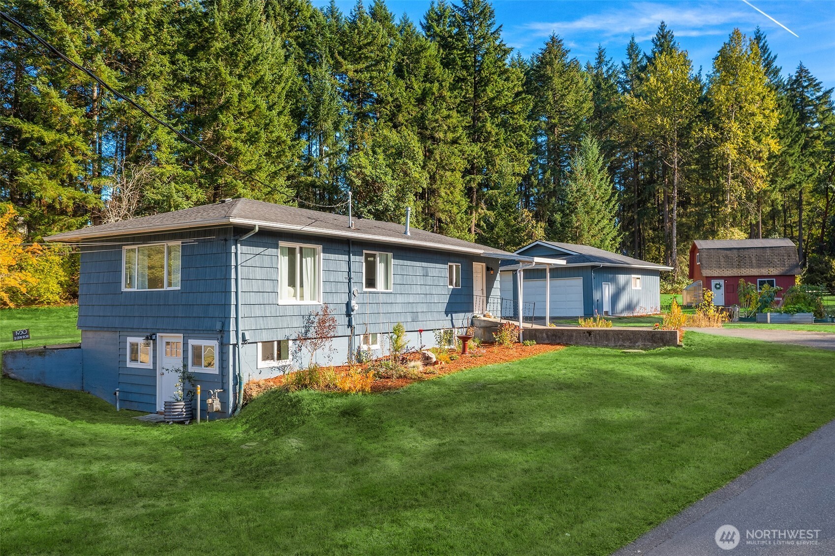 1930 Se Cedar Rd Property Photo 1