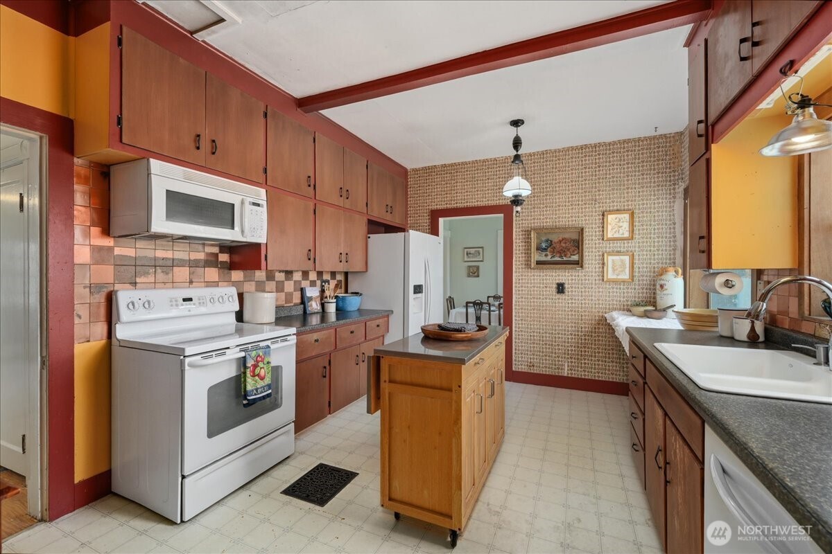 503 E Poplar Street Property Photo 10