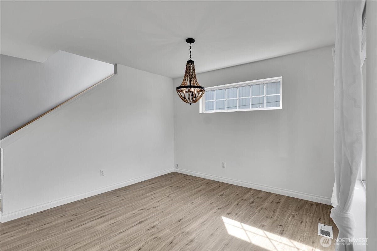 6722 135th Street Property Photo 6