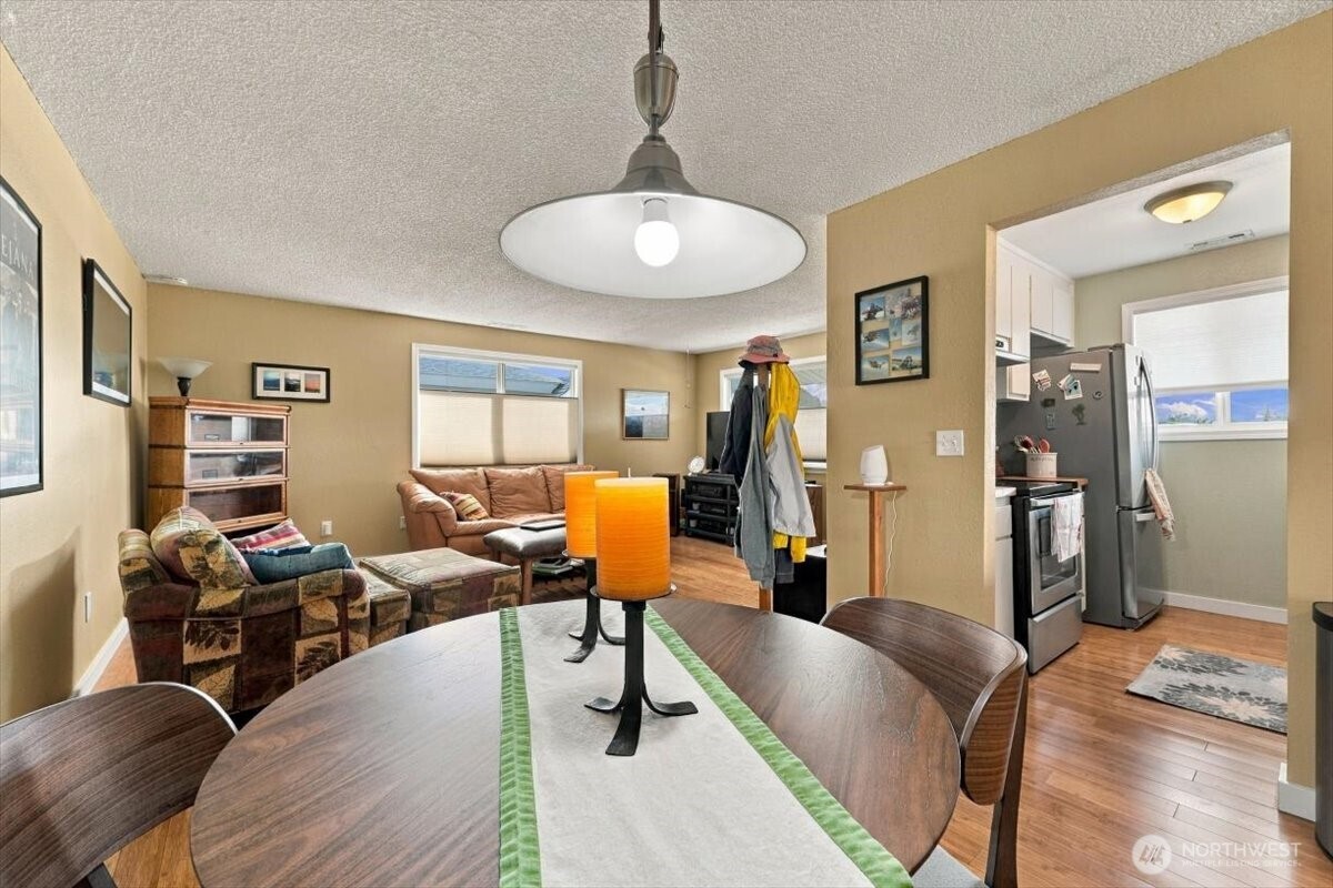 100 Simon Street 8 Property Photo 20