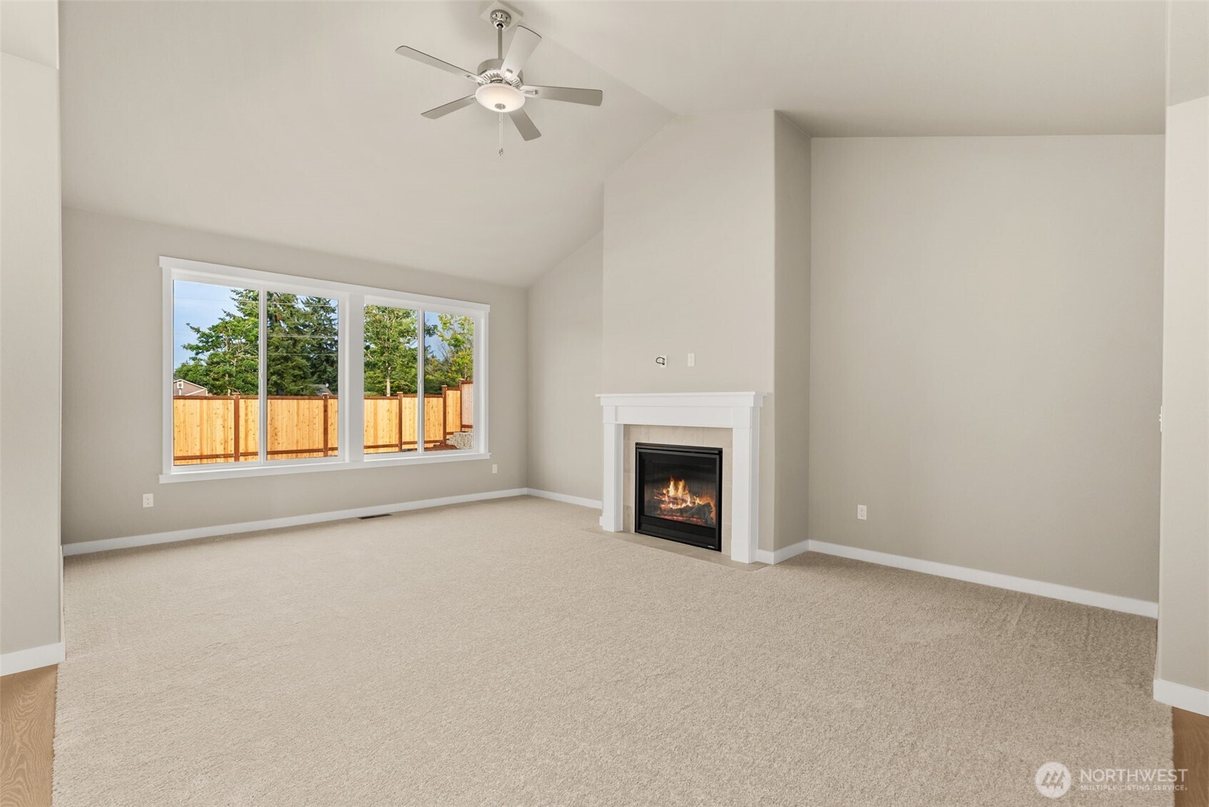 9624 7th Way Property Photo 9