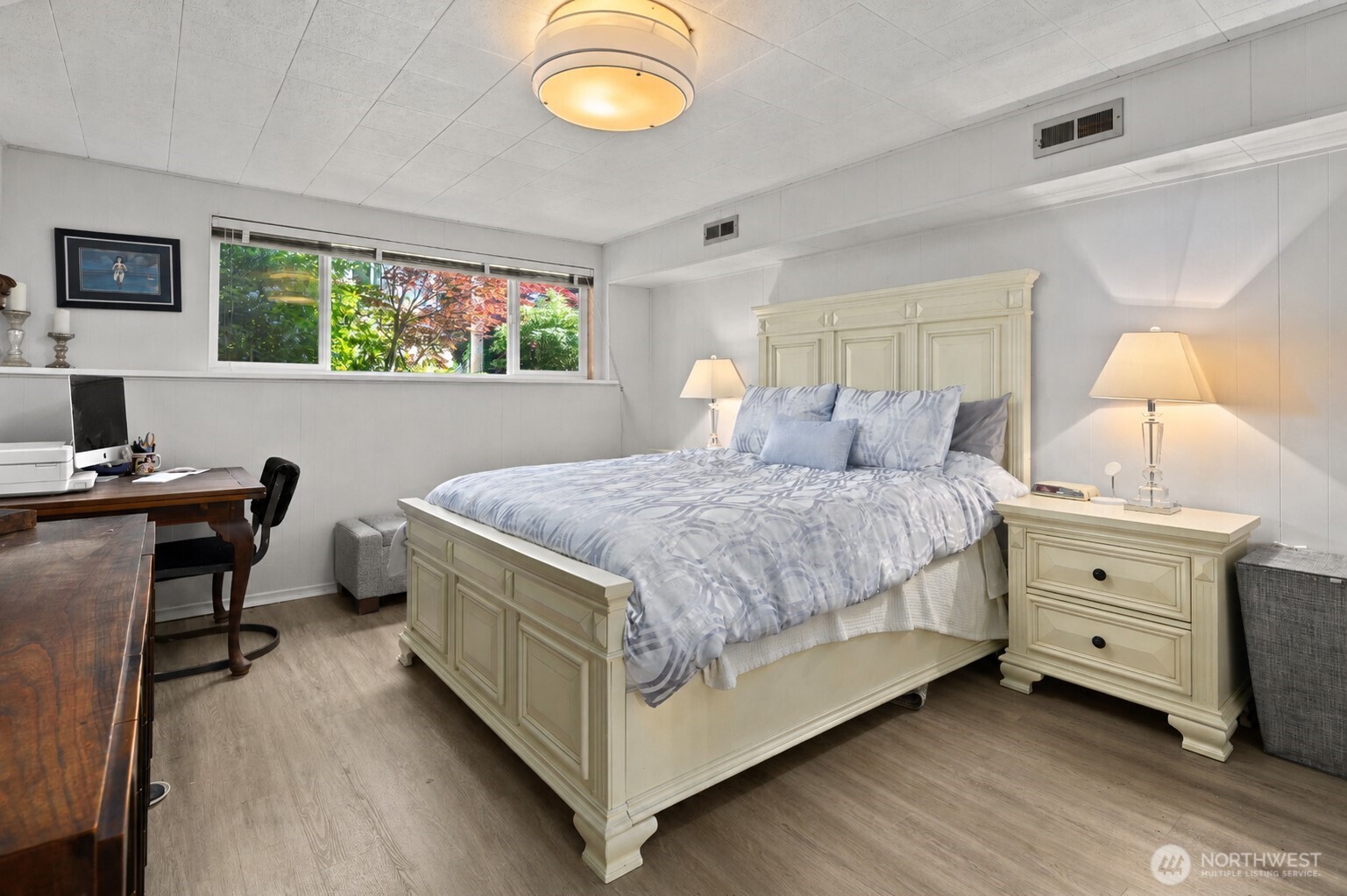 707 W Bertona Street Property Photo 14