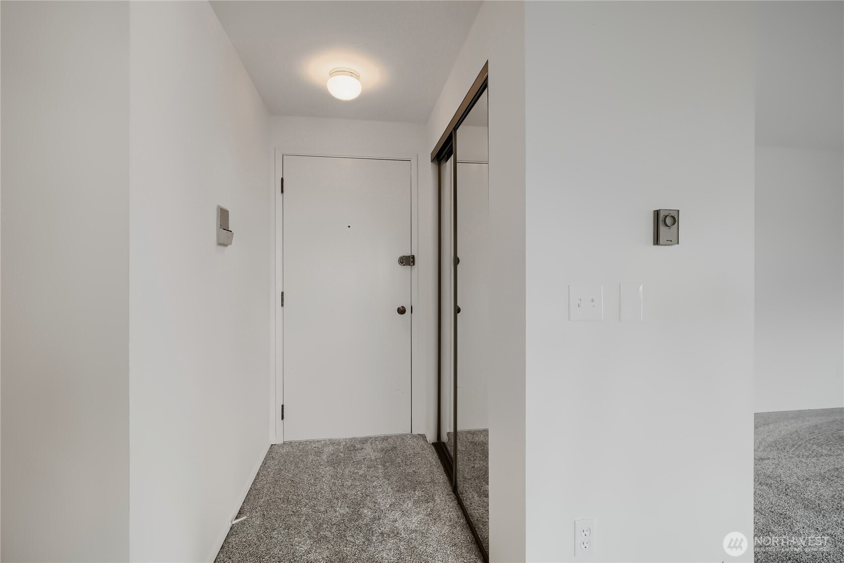 610 Aloha Street 404 Property Photo 17
