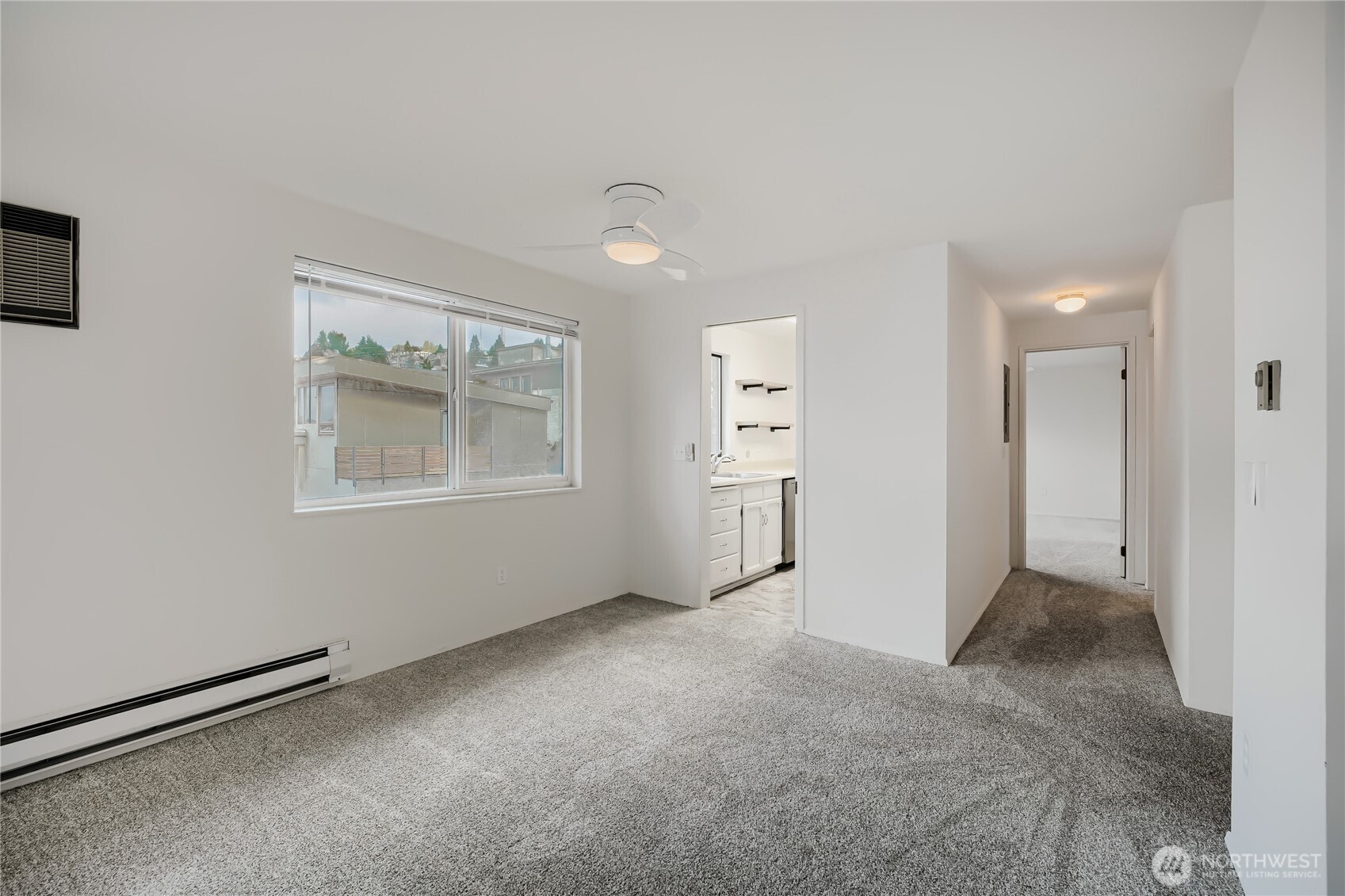 610 Aloha Street 404 Property Photo 20