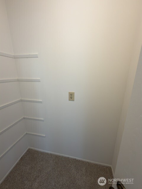 610 Aloha Street 404 Property Photo 23