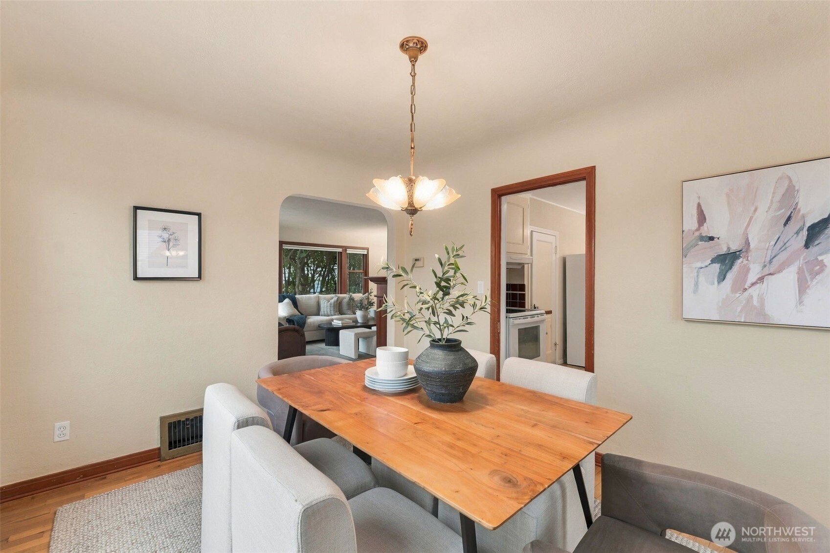 3719 Olympic Boulevard Property Photo 13