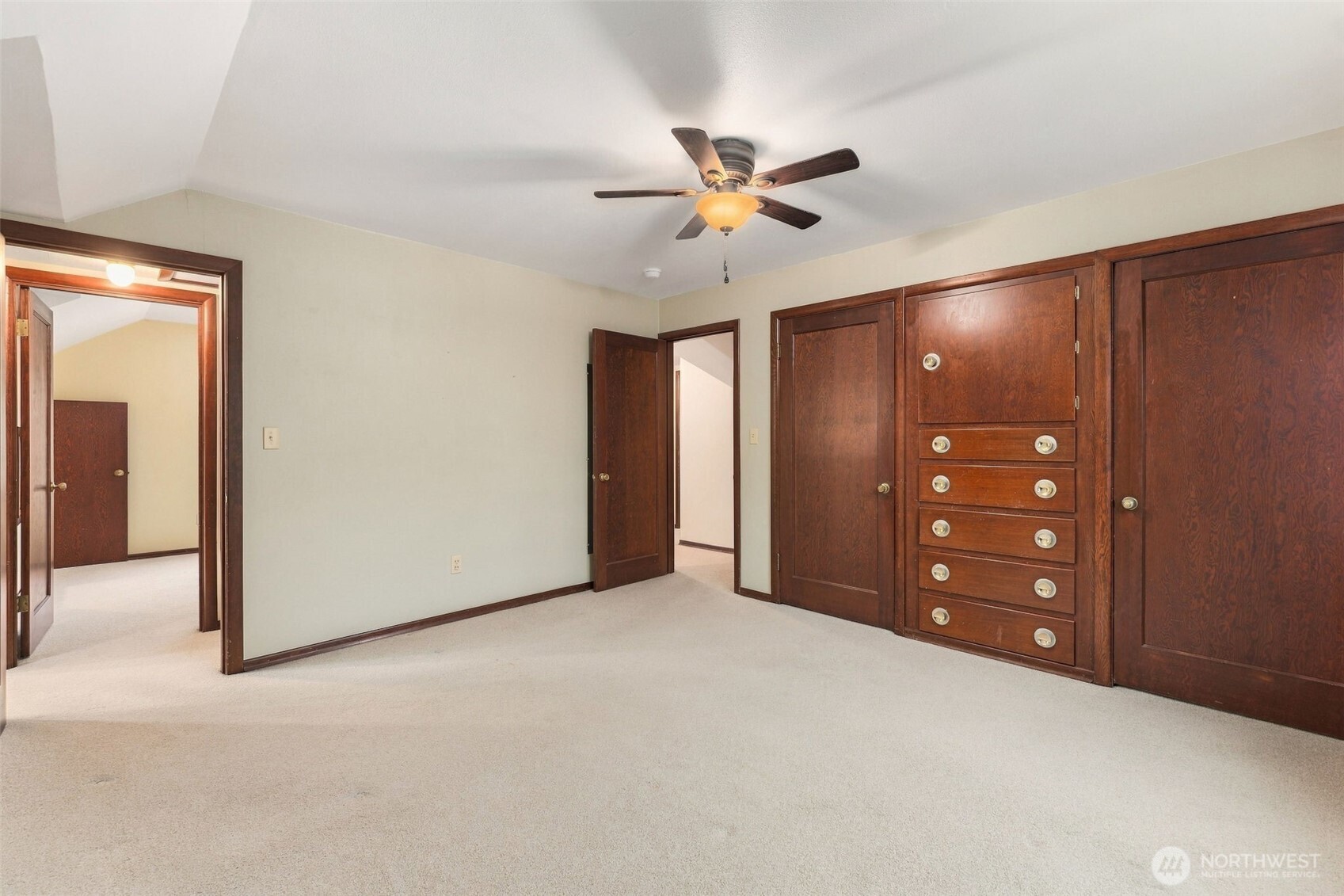 3719 Olympic Boulevard Property Photo 28