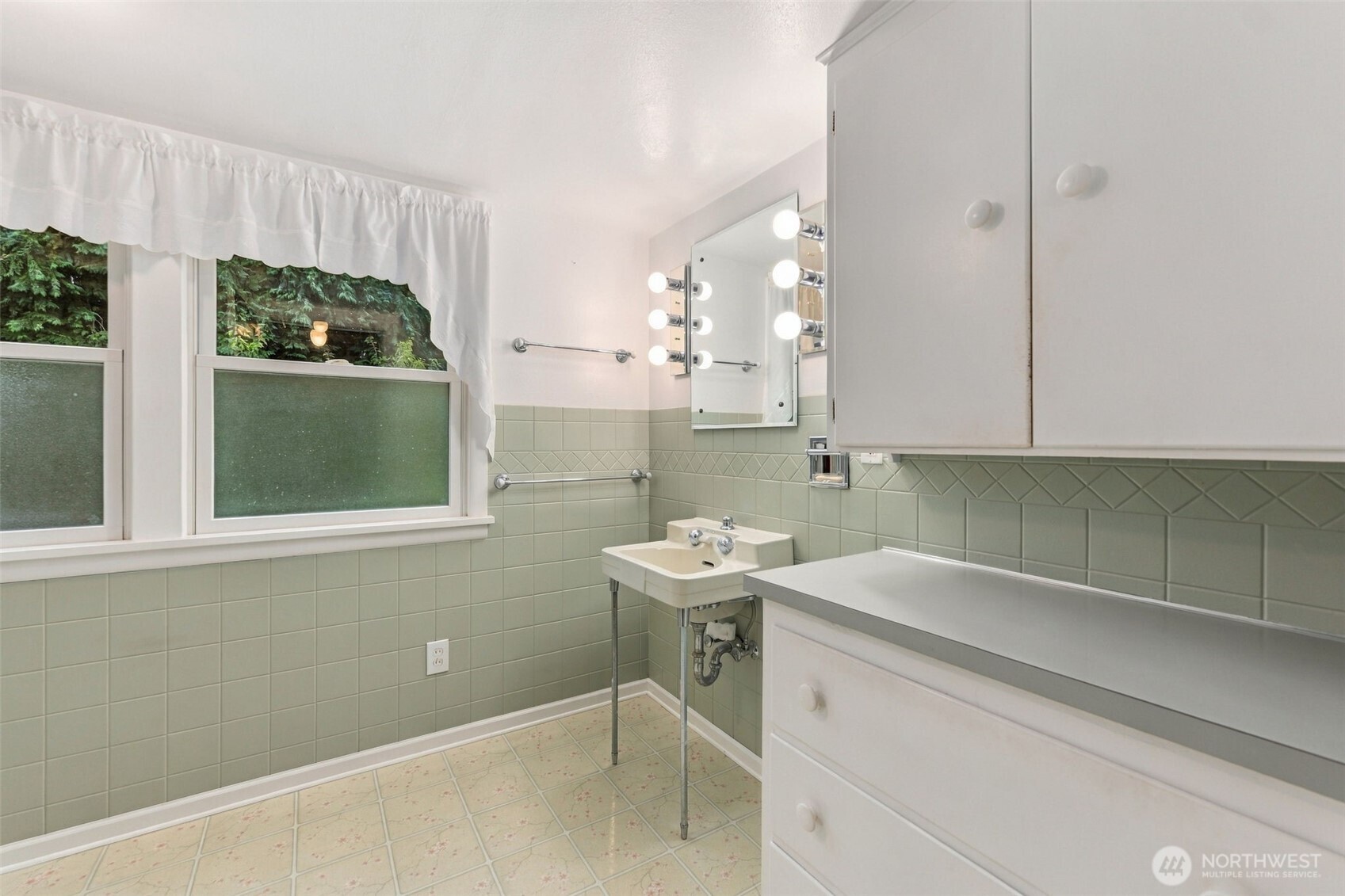 3719 Olympic Boulevard Property Photo 30