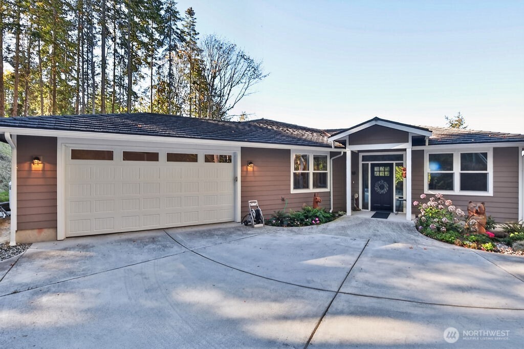 1285 Fox Hollow Road Property Photo 1