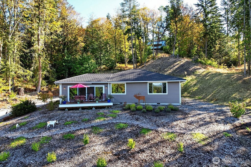 1285 Fox Hollow Road Property Photo 5