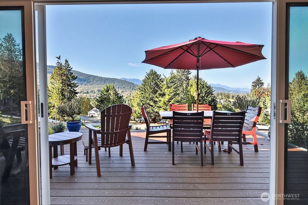 1285 Fox Hollow Road Property Photo 10