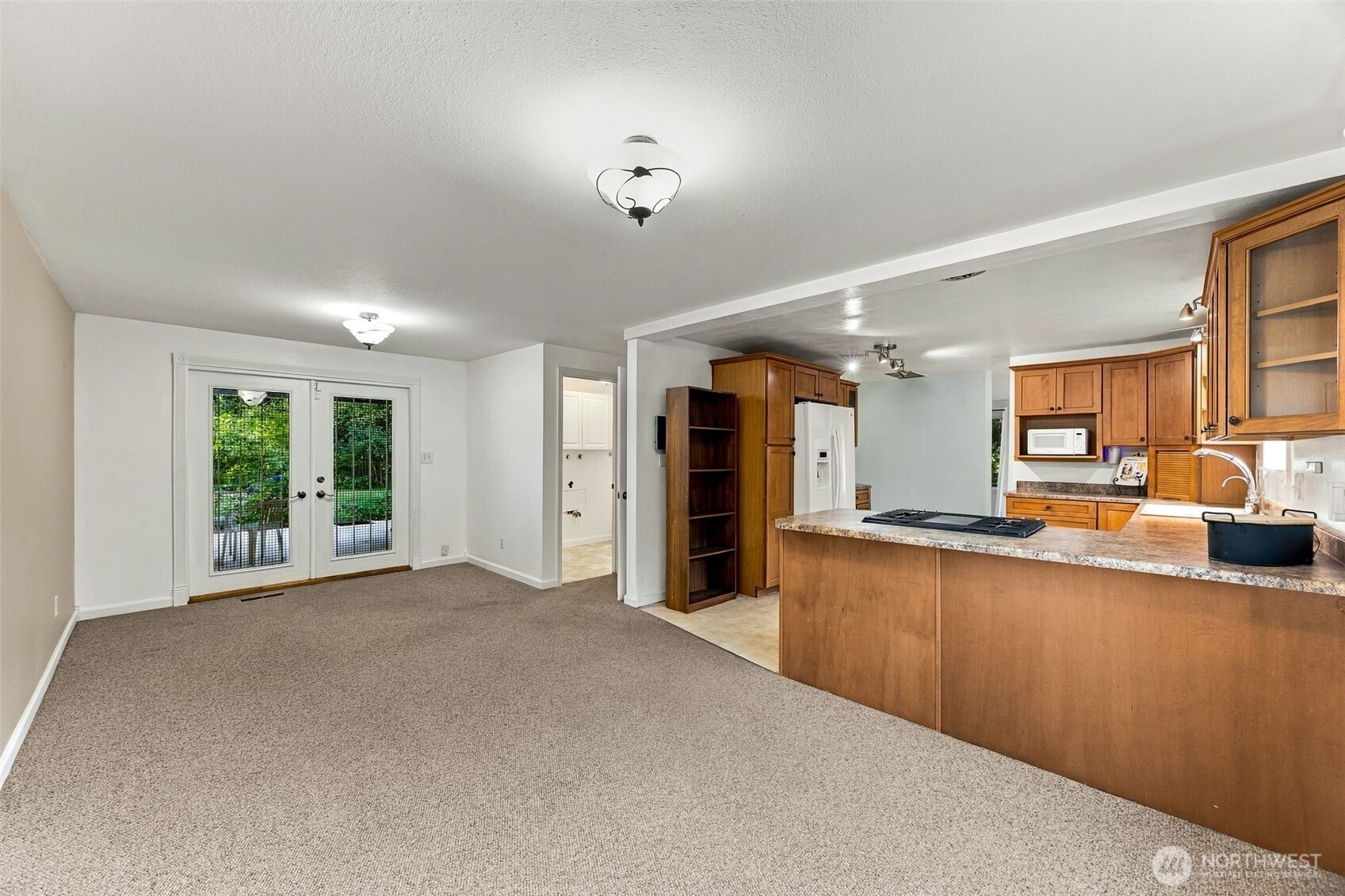 1805 204th Place Property Photo 8