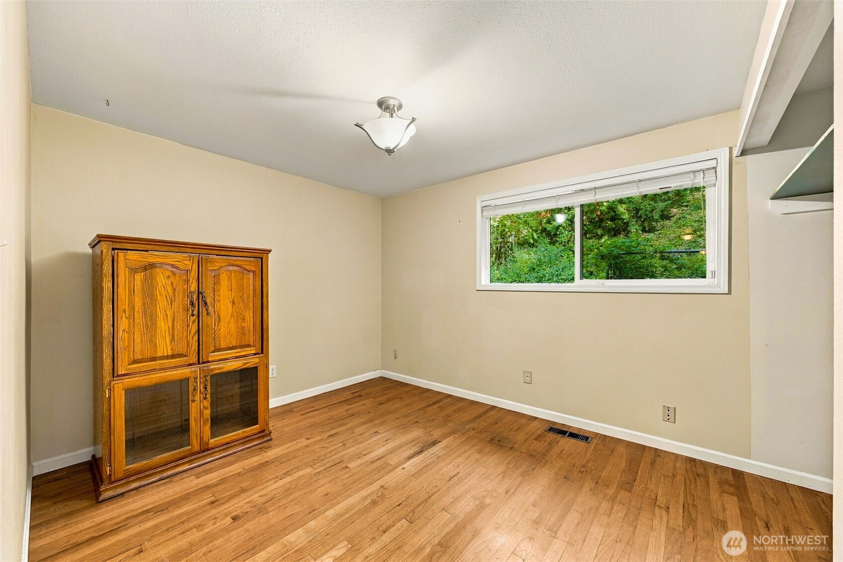 1805 204th Place Property Photo 10