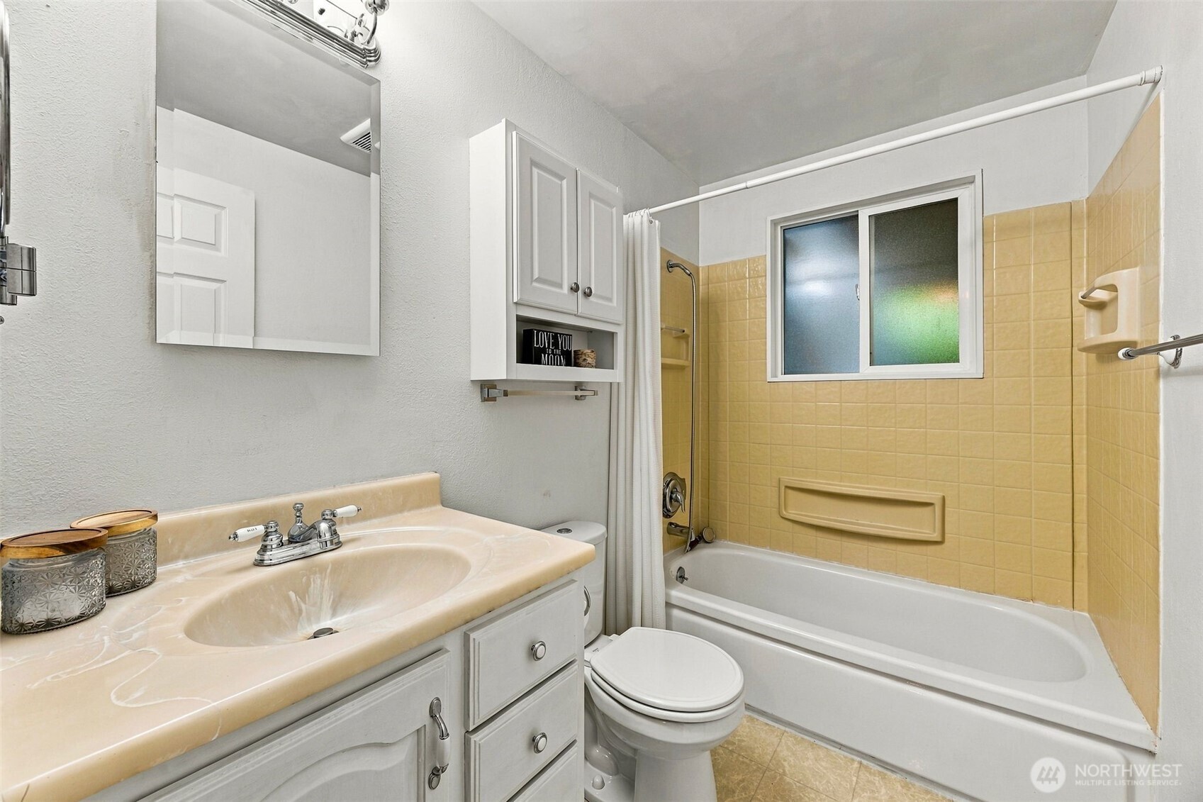 1805 204th Place Property Photo 11