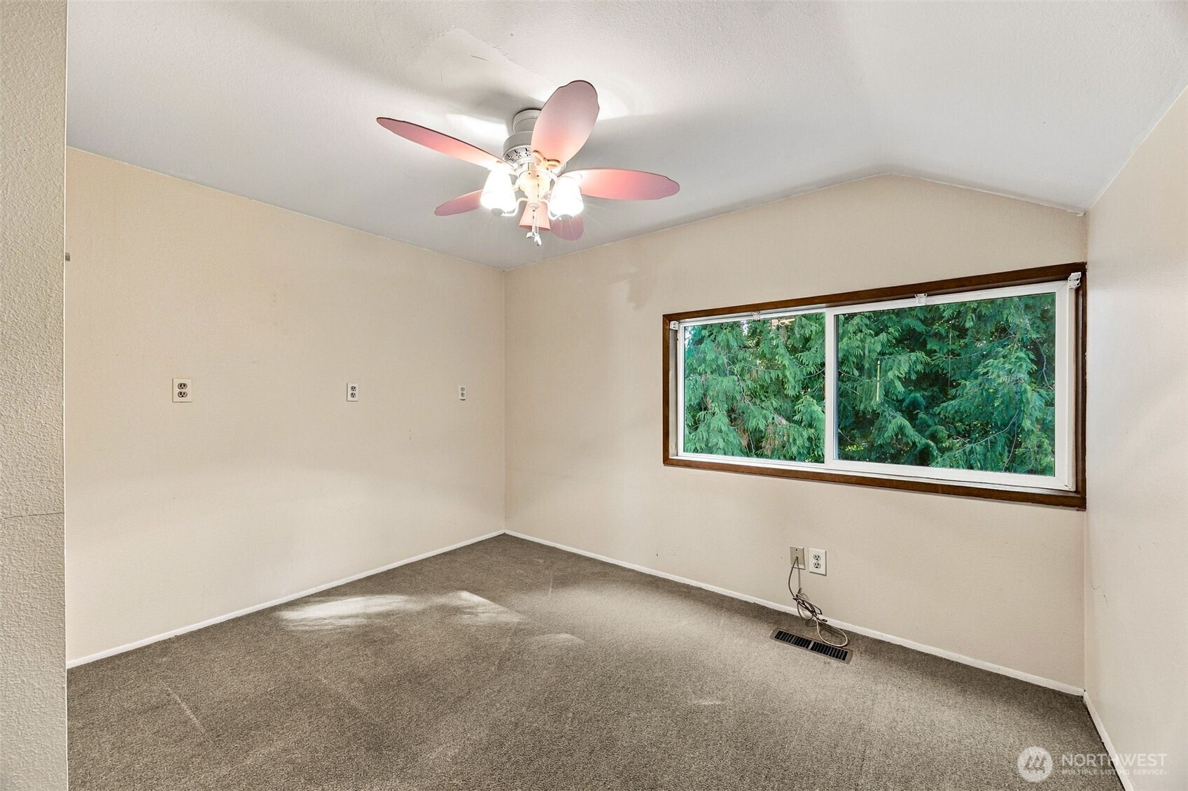 1805 204th Place Property Photo 20