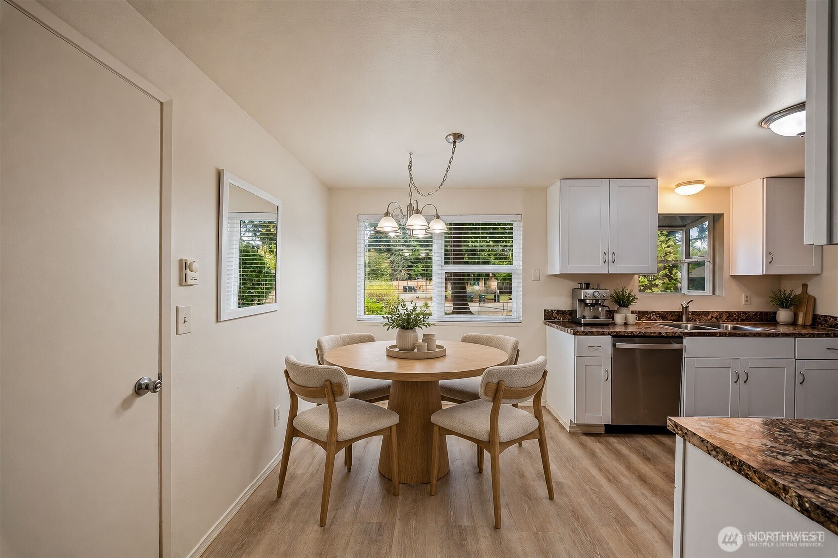 807 Gregory Way Property Photo 11