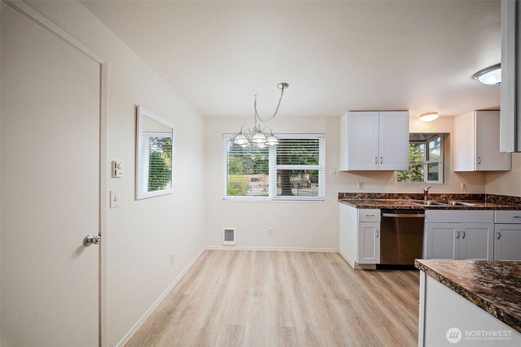 807 Gregory Way Property Photo 12
