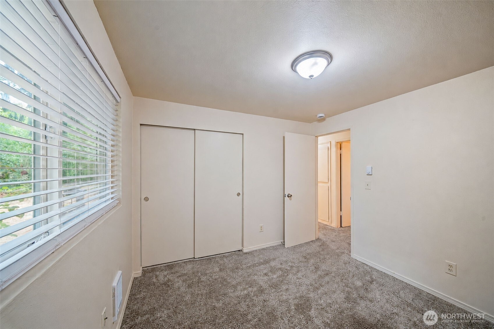 807 Gregory Way Property Photo 23