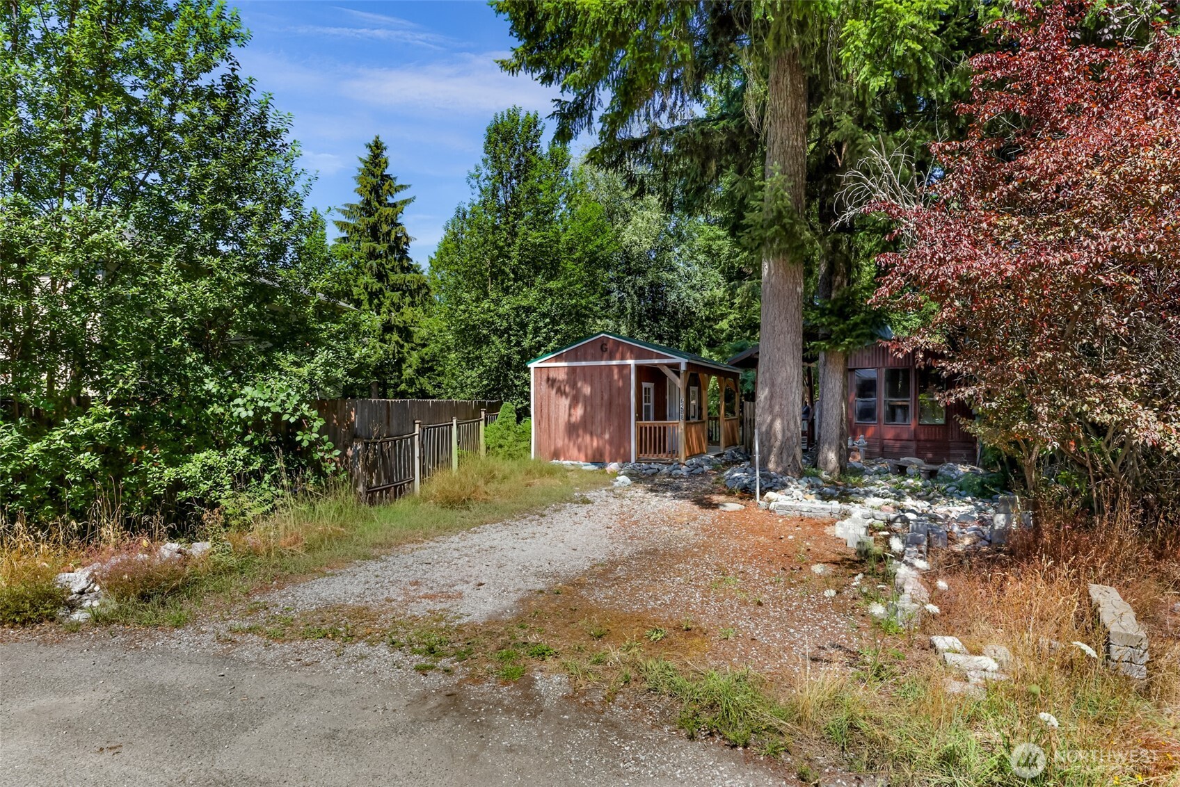 6288 Oak Court Property Photo 4