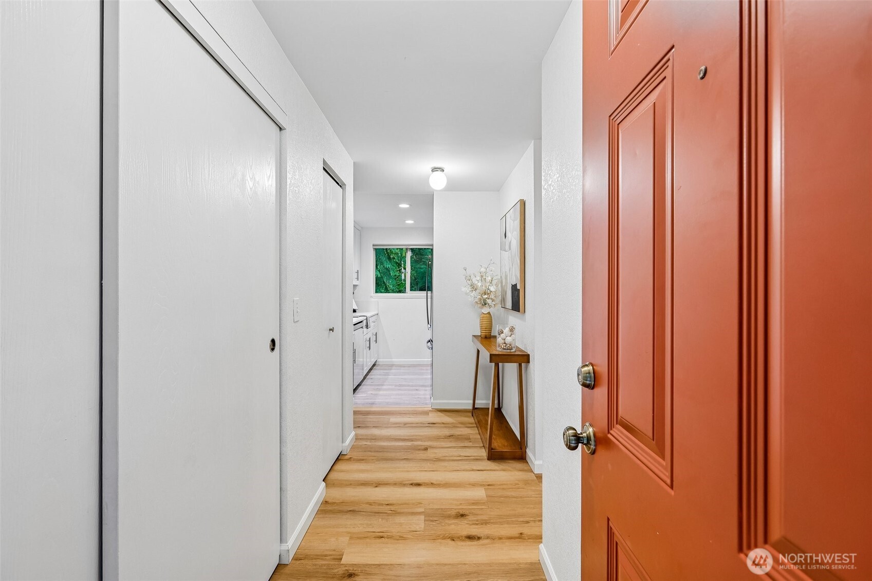 8111 145th Court 14-d Property Photo 3