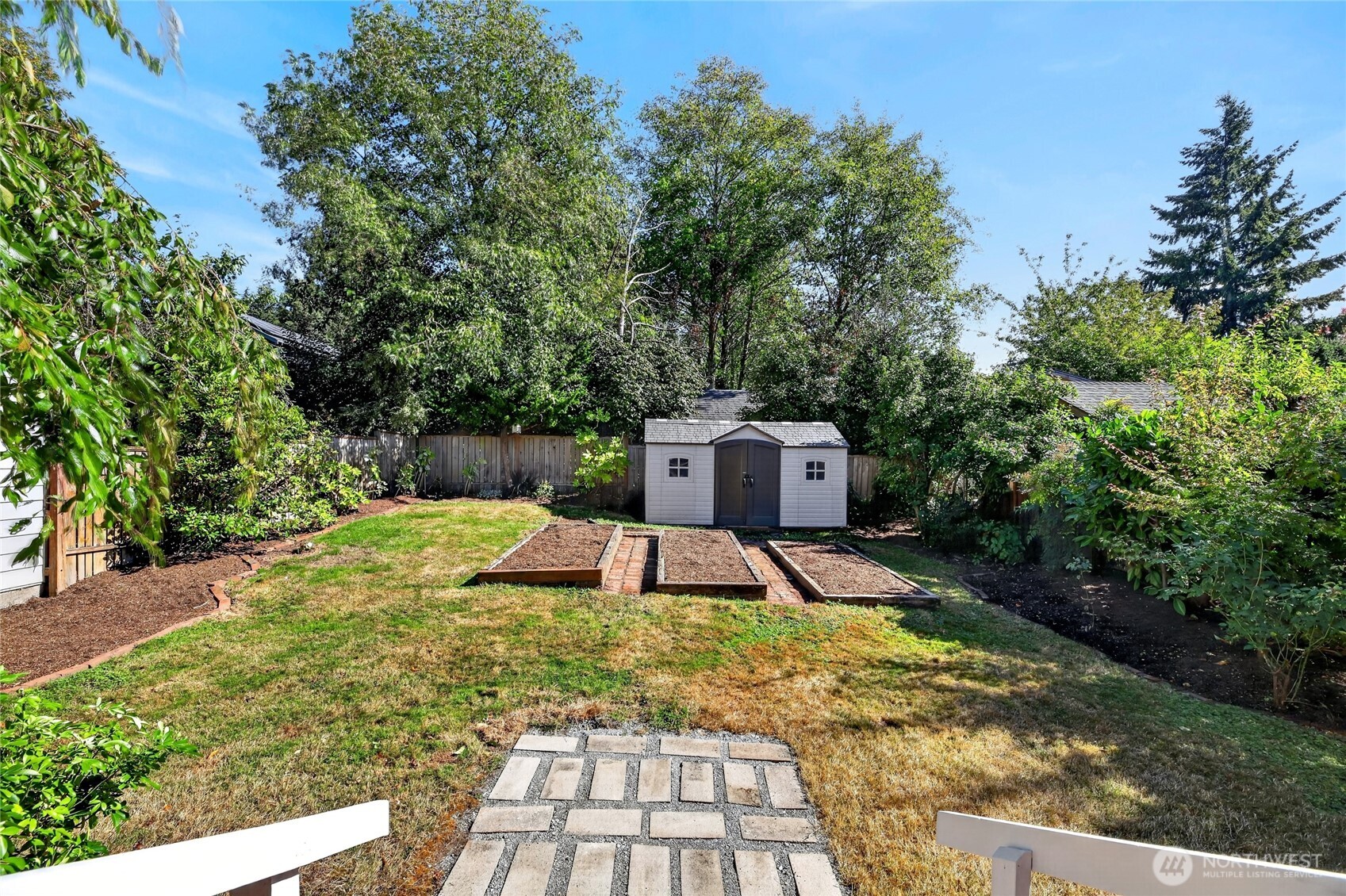 7014 Brooklyn Avenue Property Photo 16
