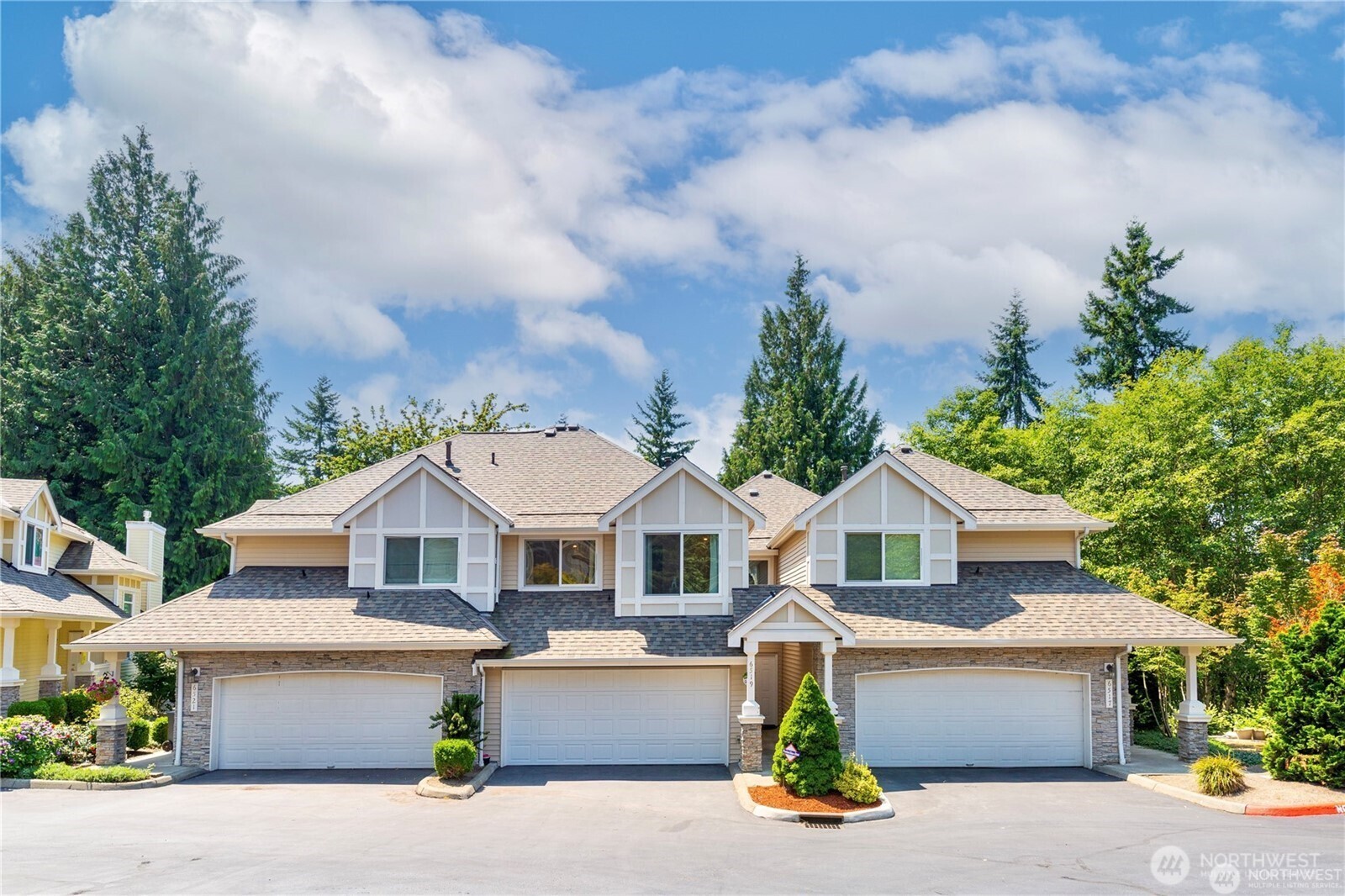 6519 Se Cougar Mountain Way Property Photo 25