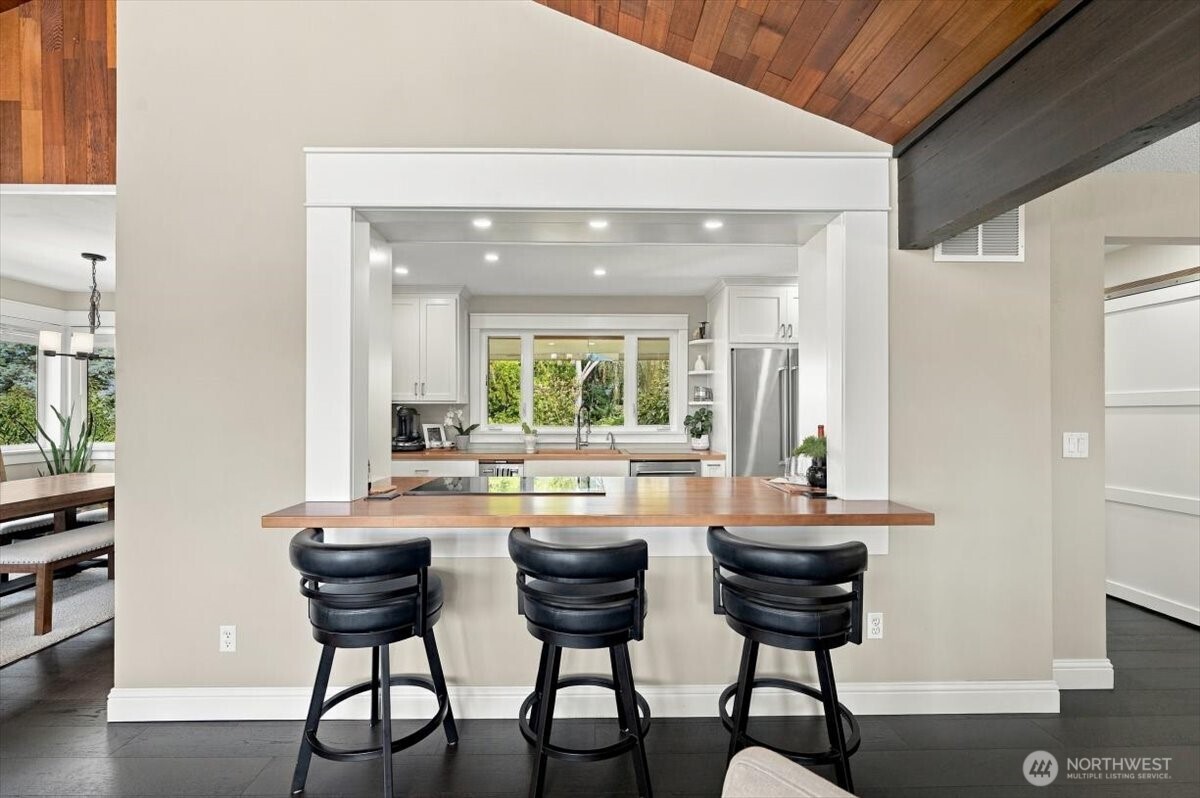 149 20th Place Property Photo 19