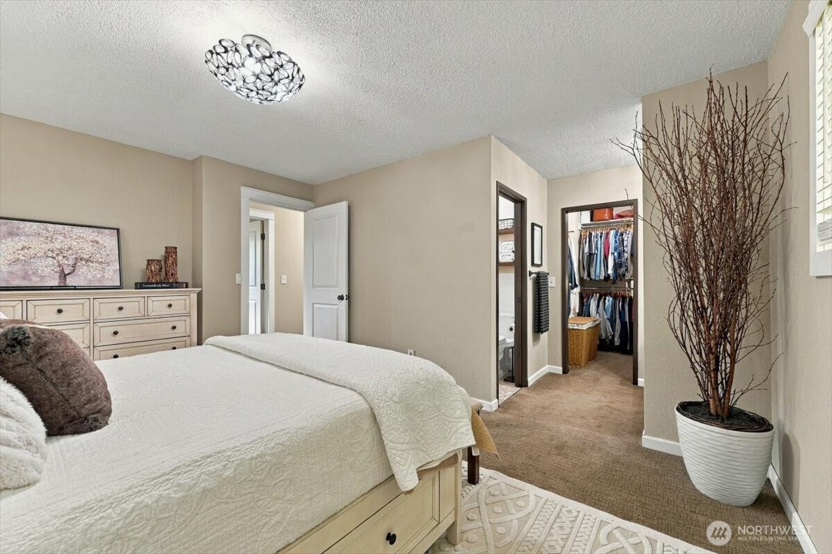 149 20th Place Property Photo 24
