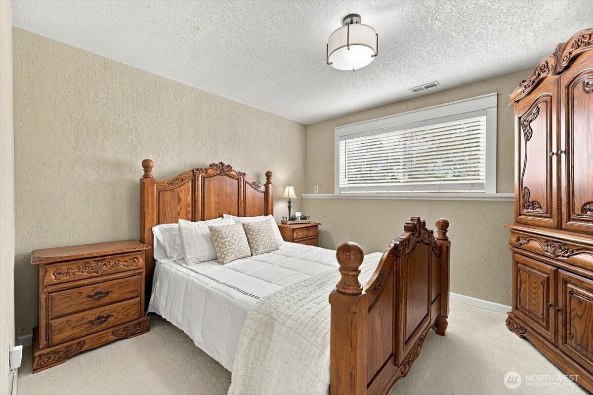 149 20th Place Property Photo 29