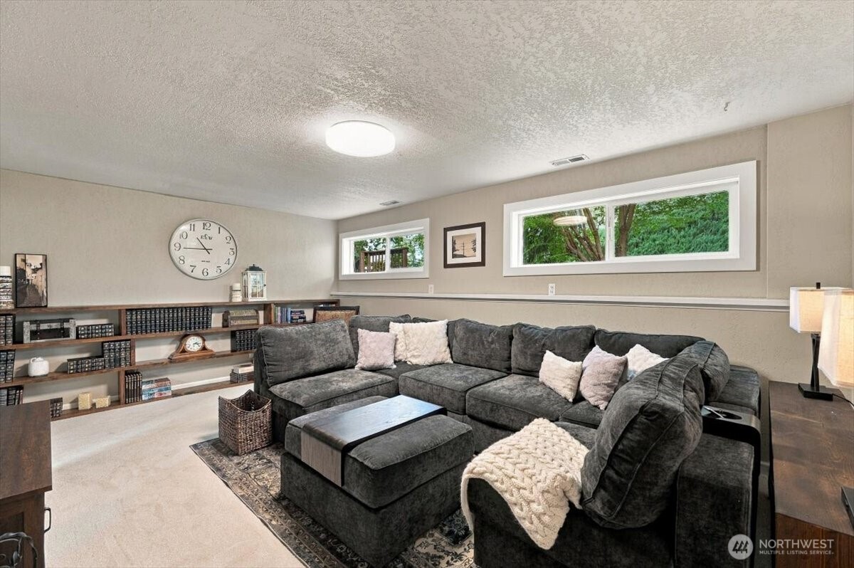 149 20th Place Property Photo 30