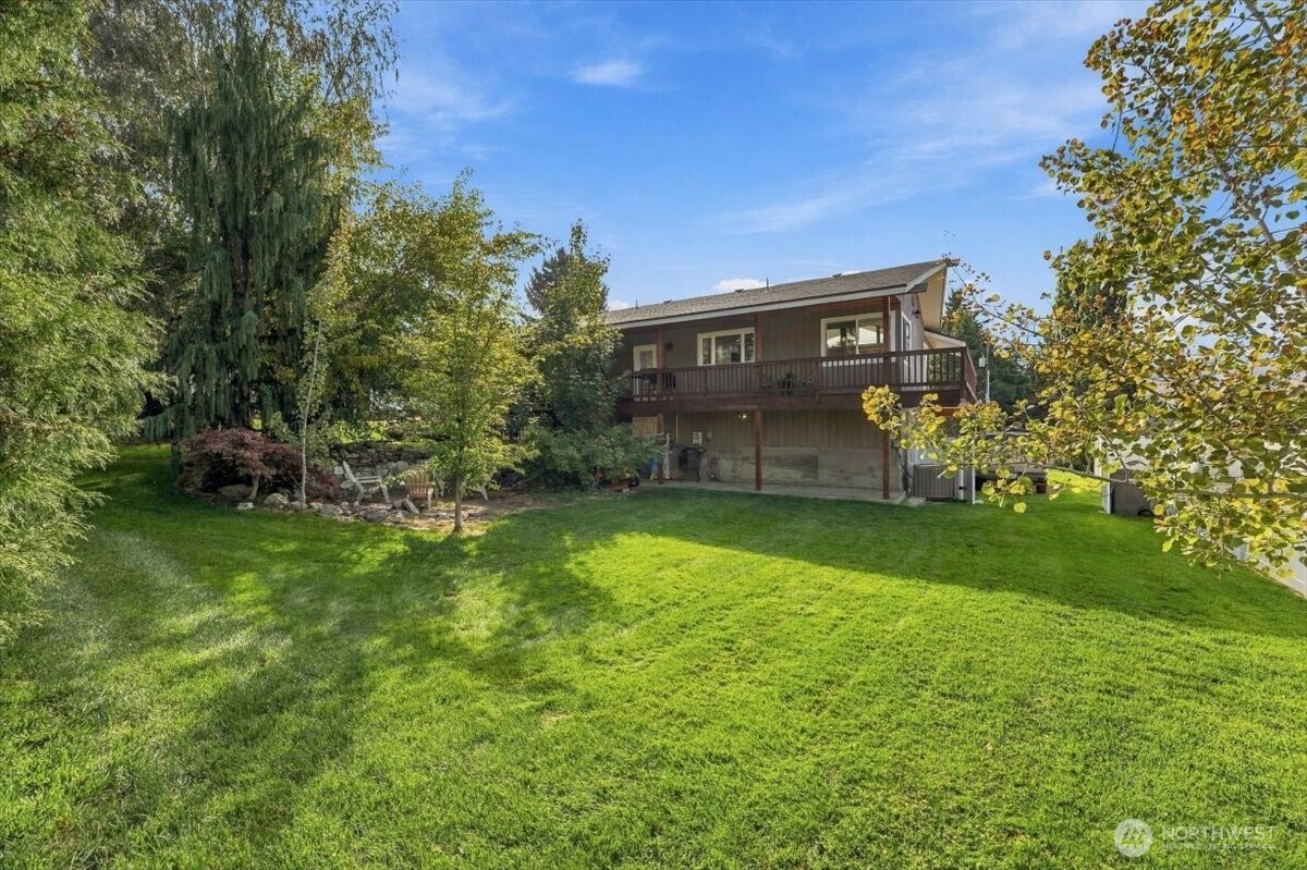 149 20th Place Property Photo 38