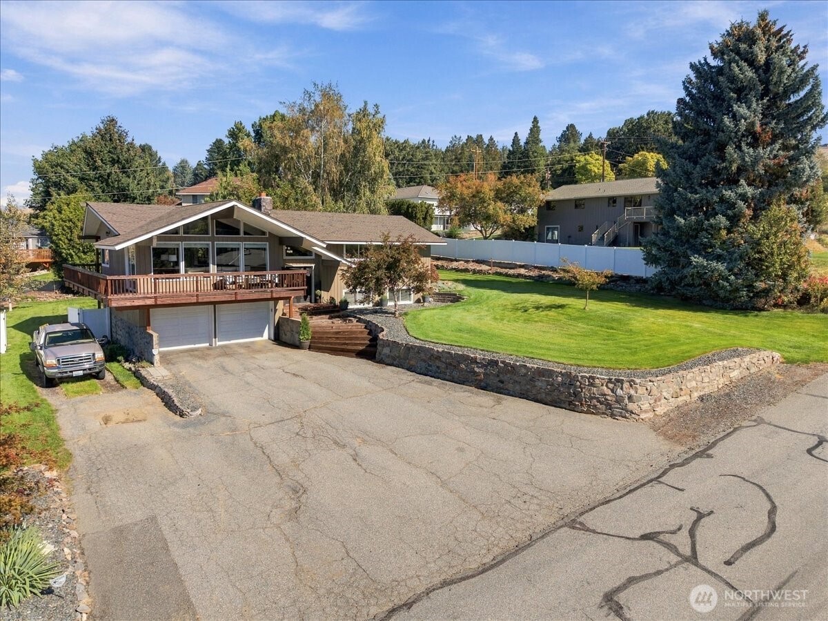 149 20th Place Property Photo 39