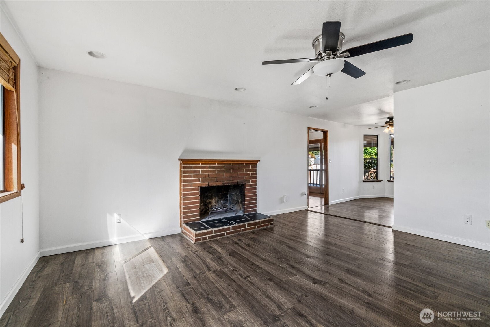 16424 126th Place Property Photo 2