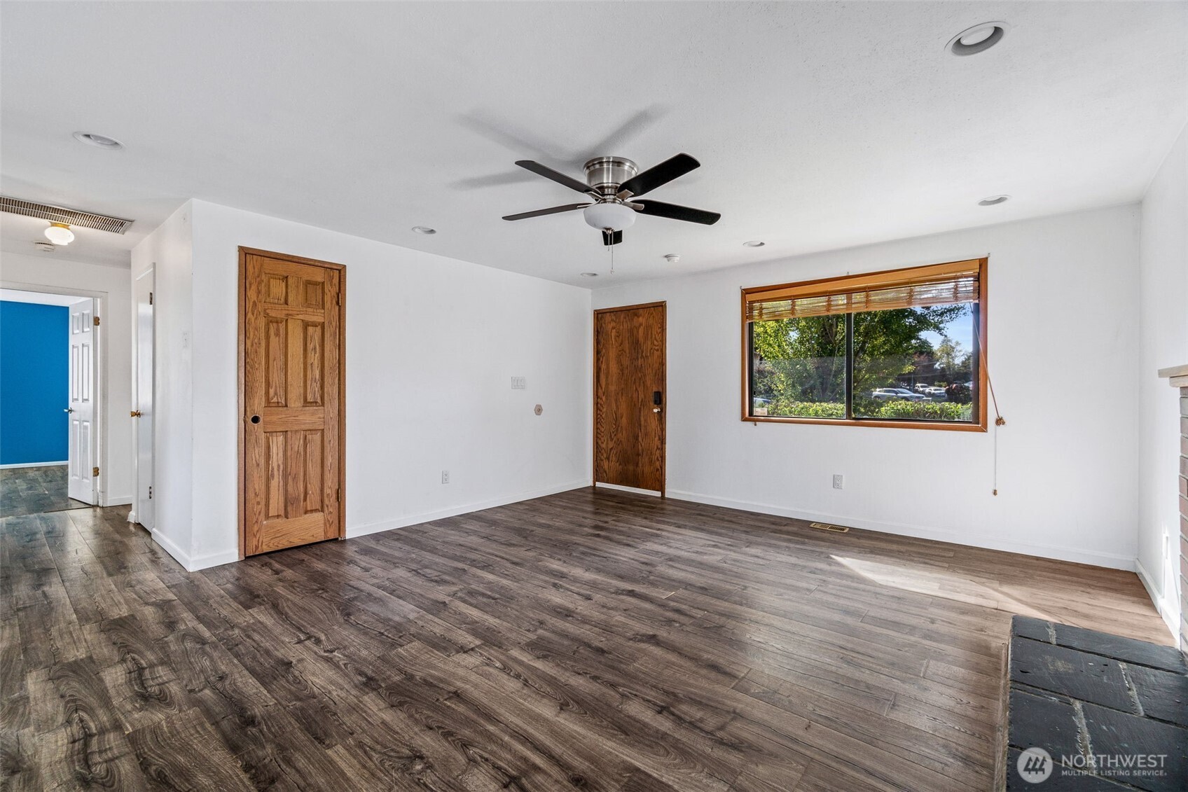16424 126th Place Property Photo 4