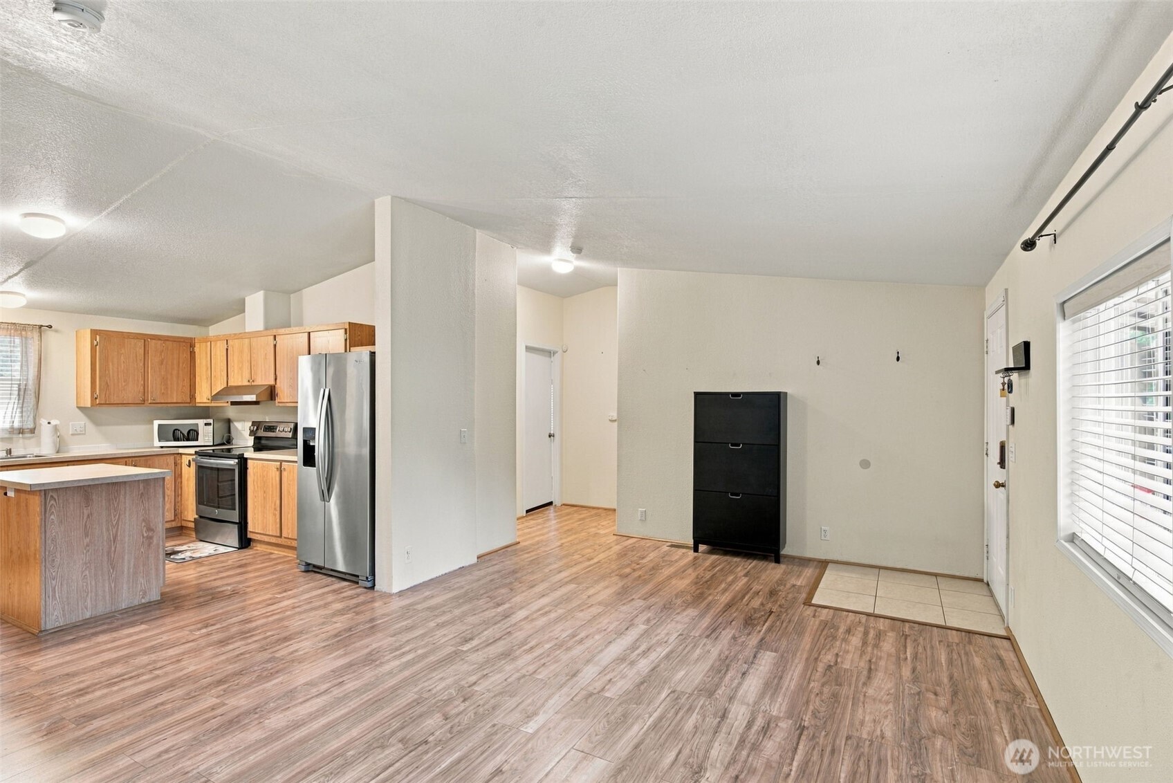 22706 114th Place Property Photo 6