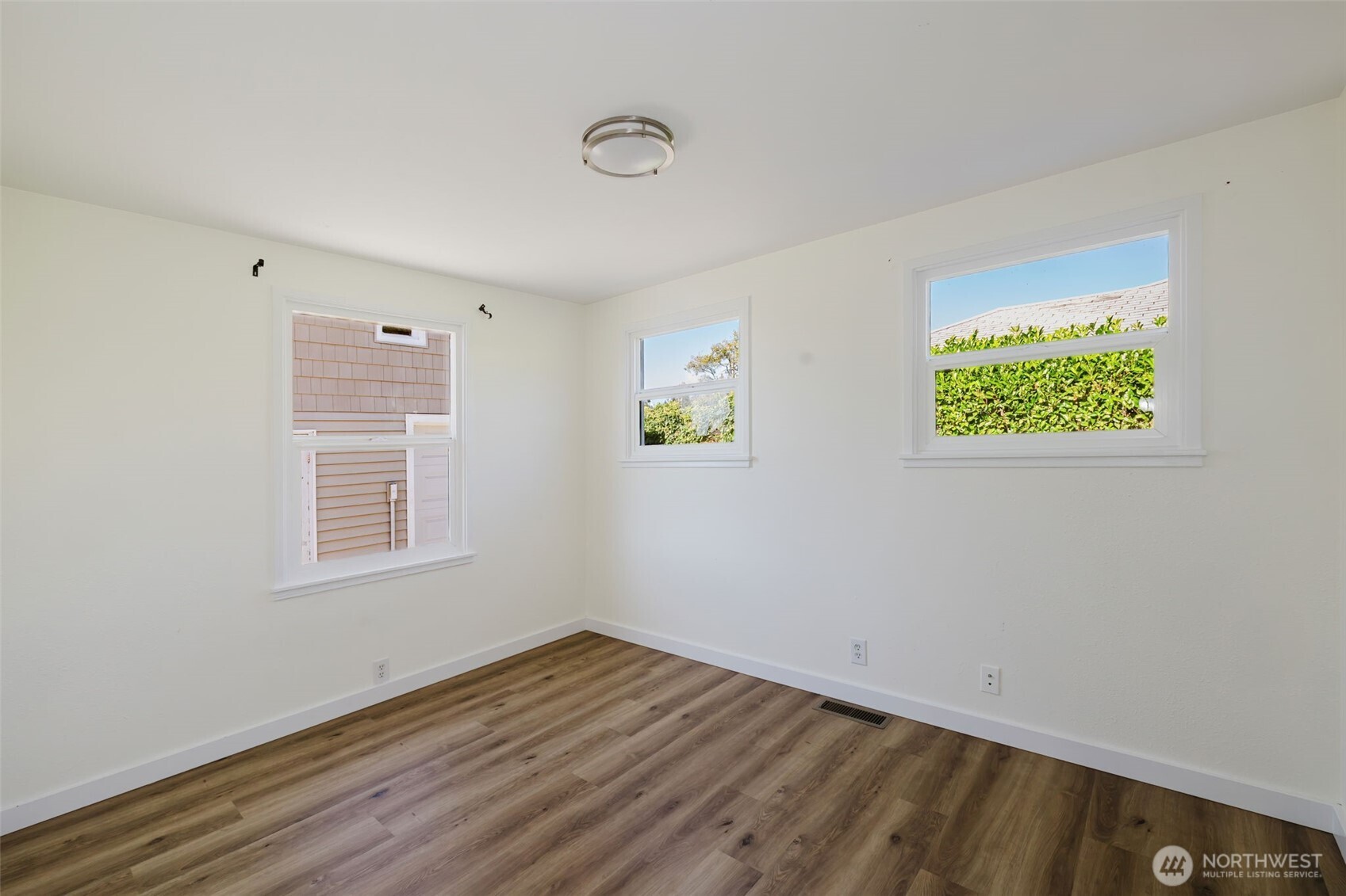 3227 Solie Avenue Property Photo 24