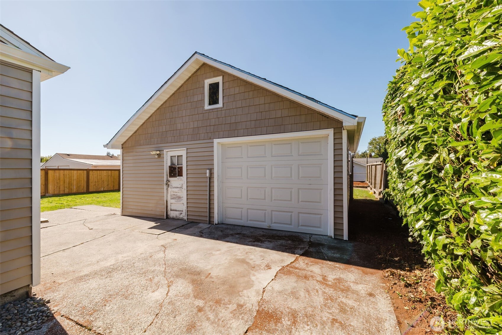 3227 Solie Avenue Property Photo 28