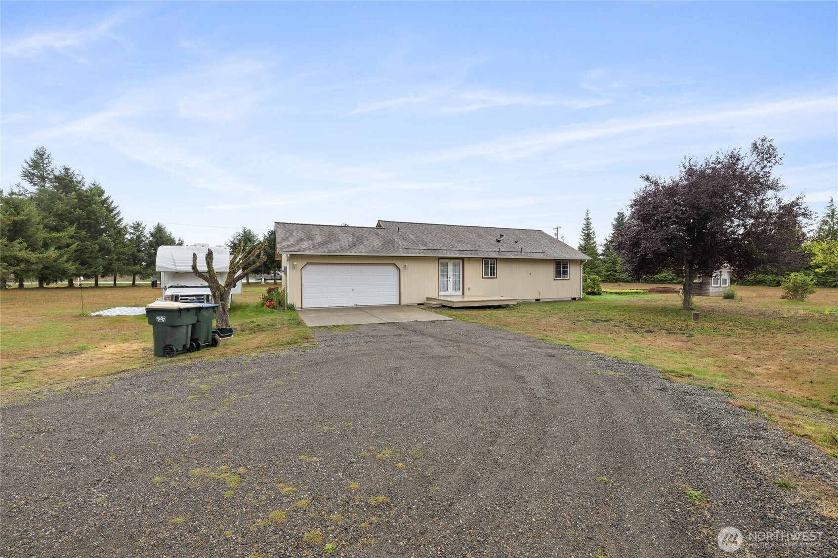 5423 180th Avenue Property Photo 2