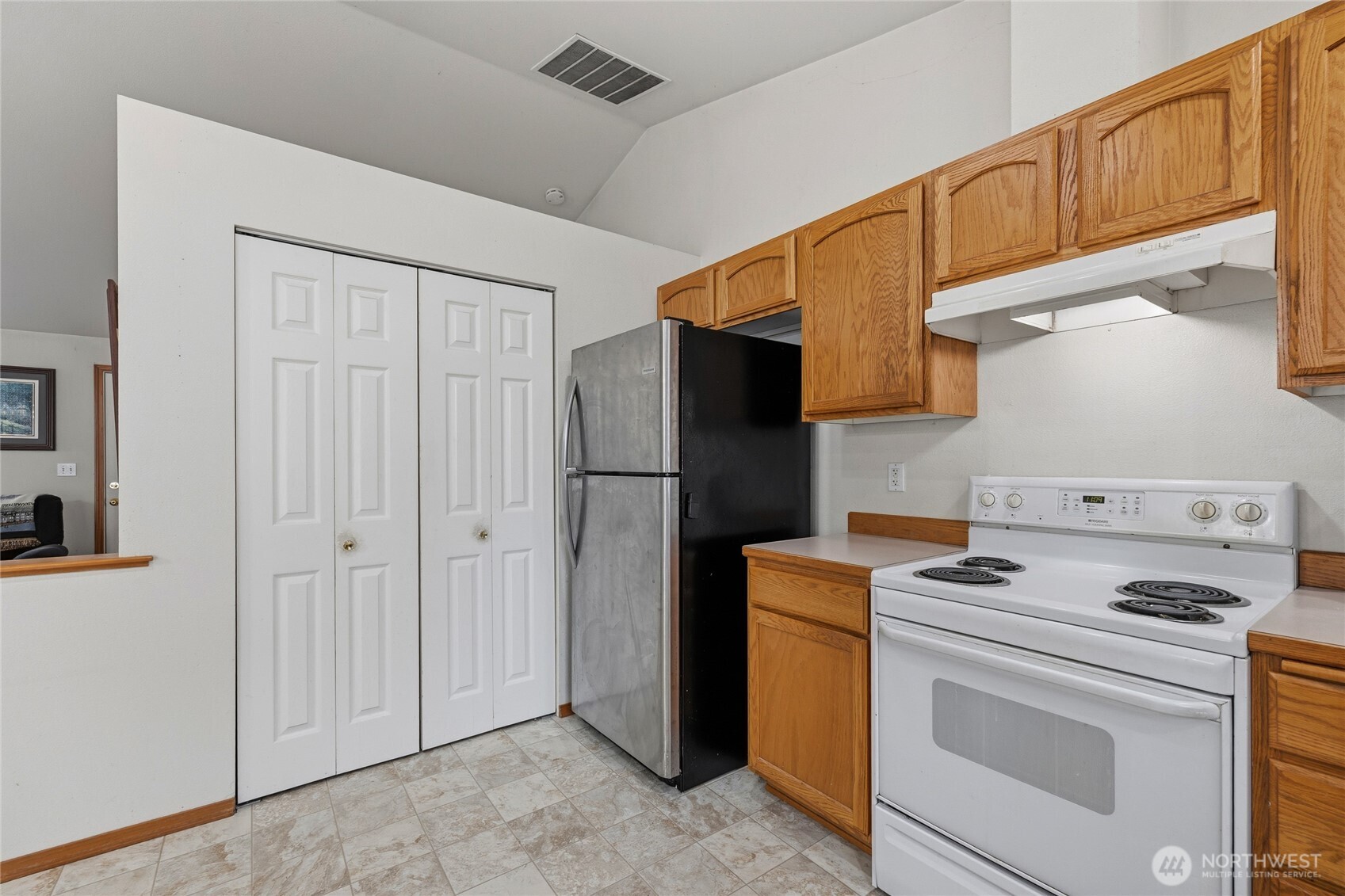 5423 180th Avenue Property Photo 10