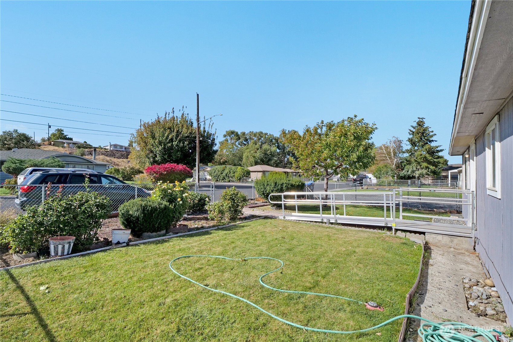 1539 N Mary Street Property Photo 2
