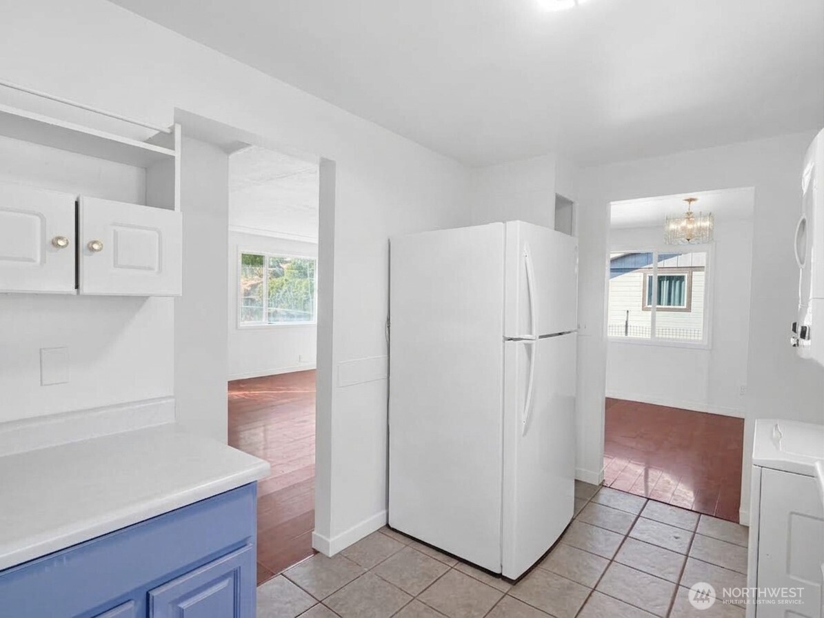 1539 N Mary Street Property Photo 6