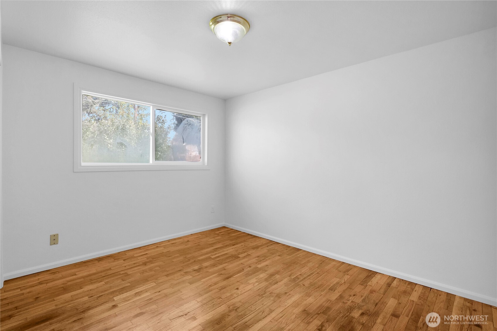 1539 N Mary Street Property Photo 12