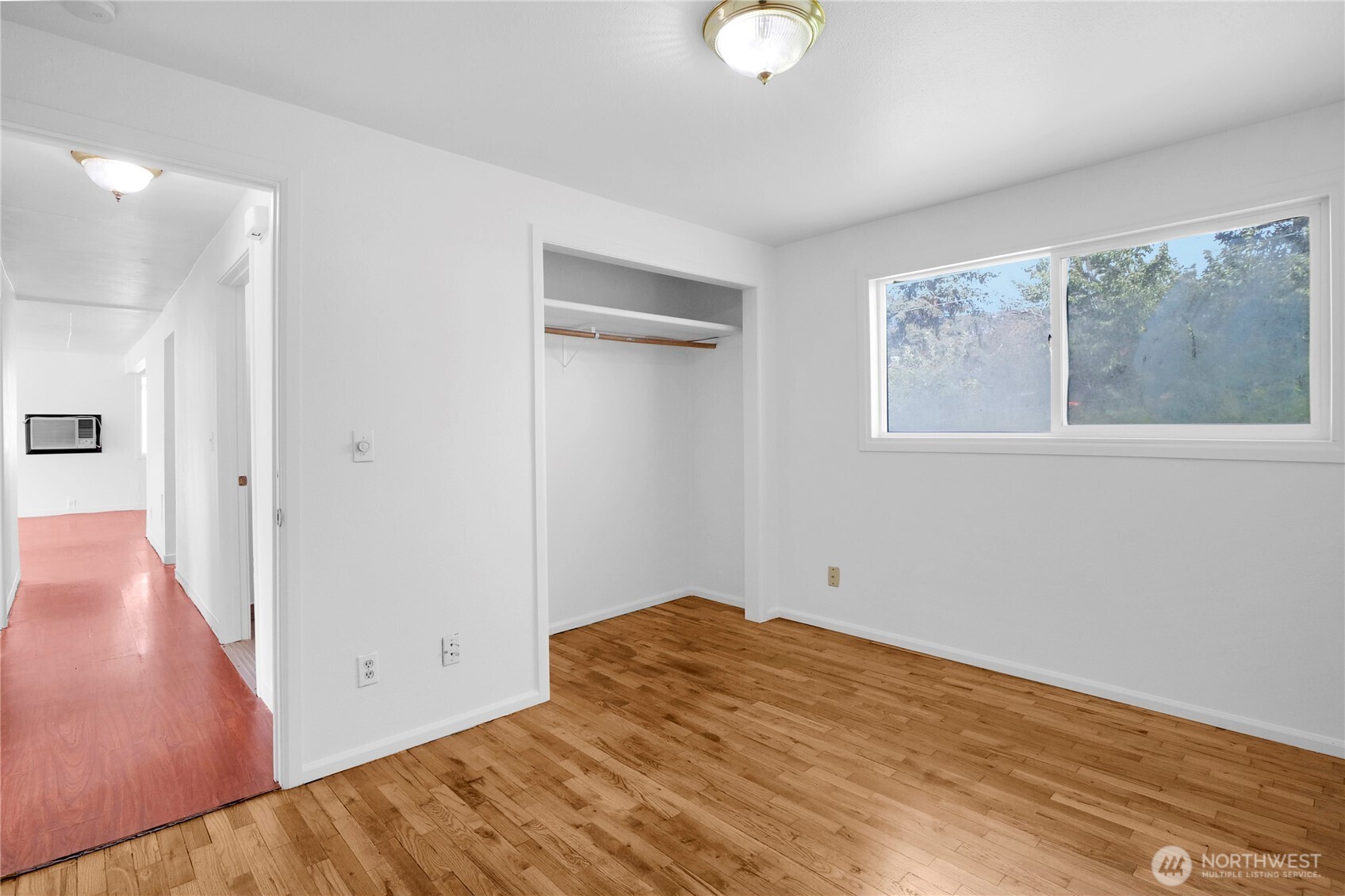 1539 N Mary Street Property Photo 13