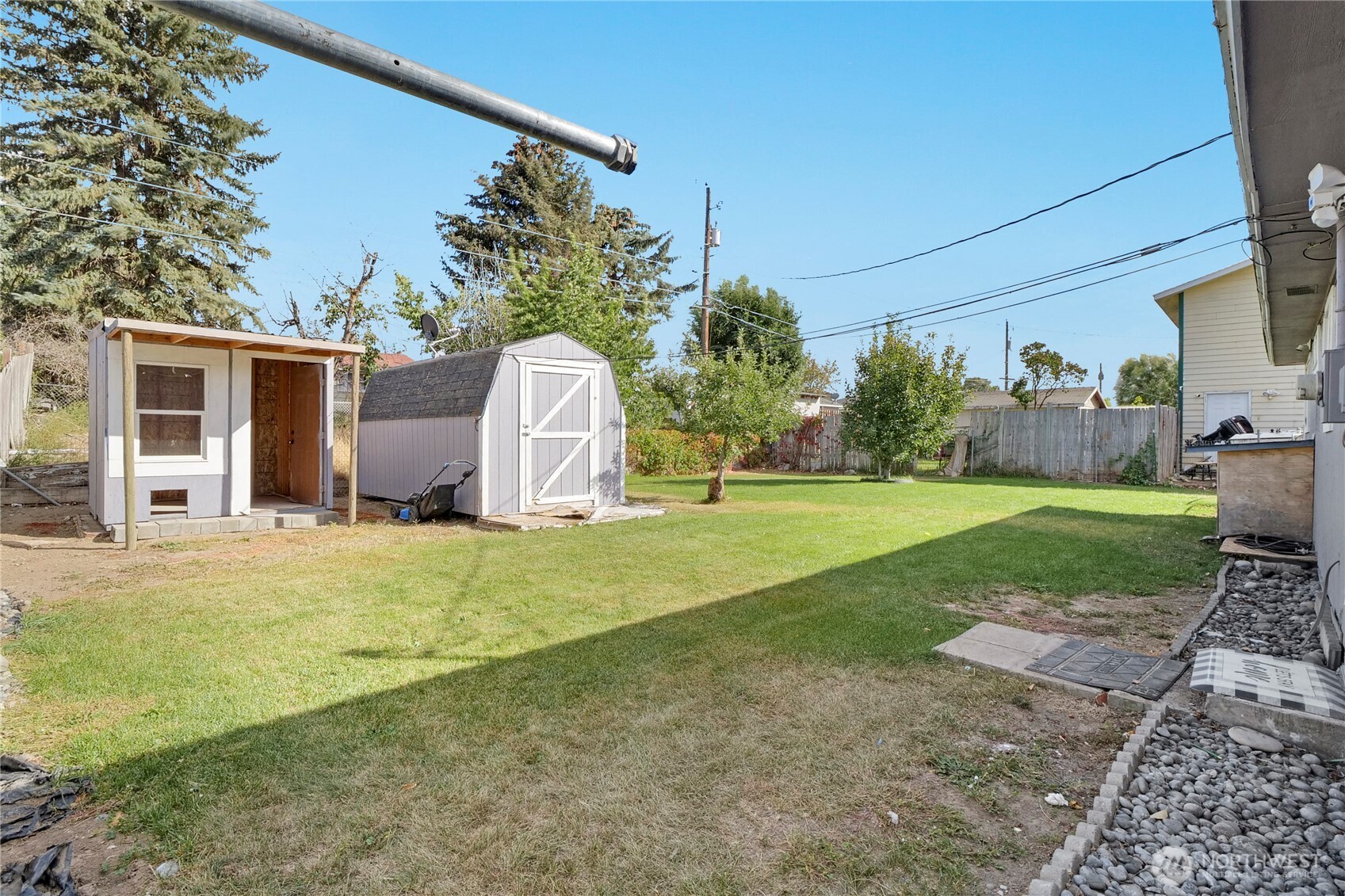 1539 N Mary Street Property Photo 18