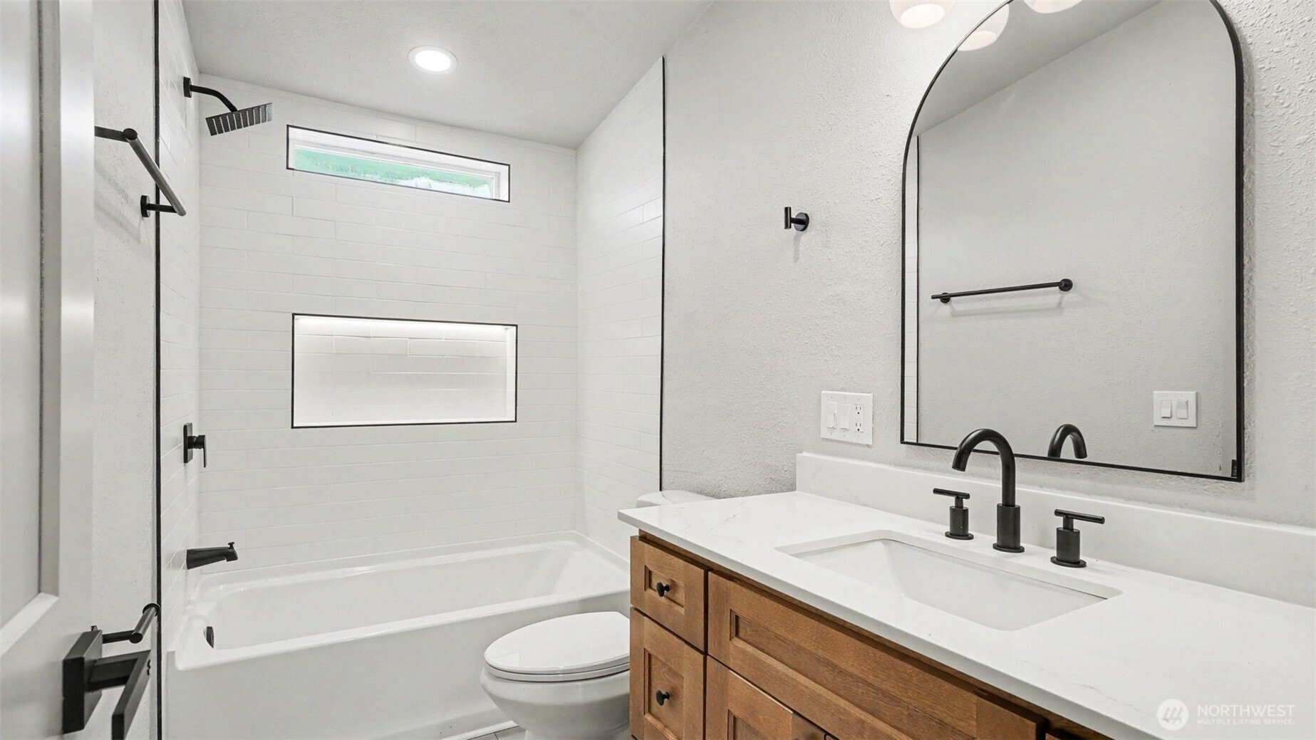 1904 Trilium Lane Property Photo 20
