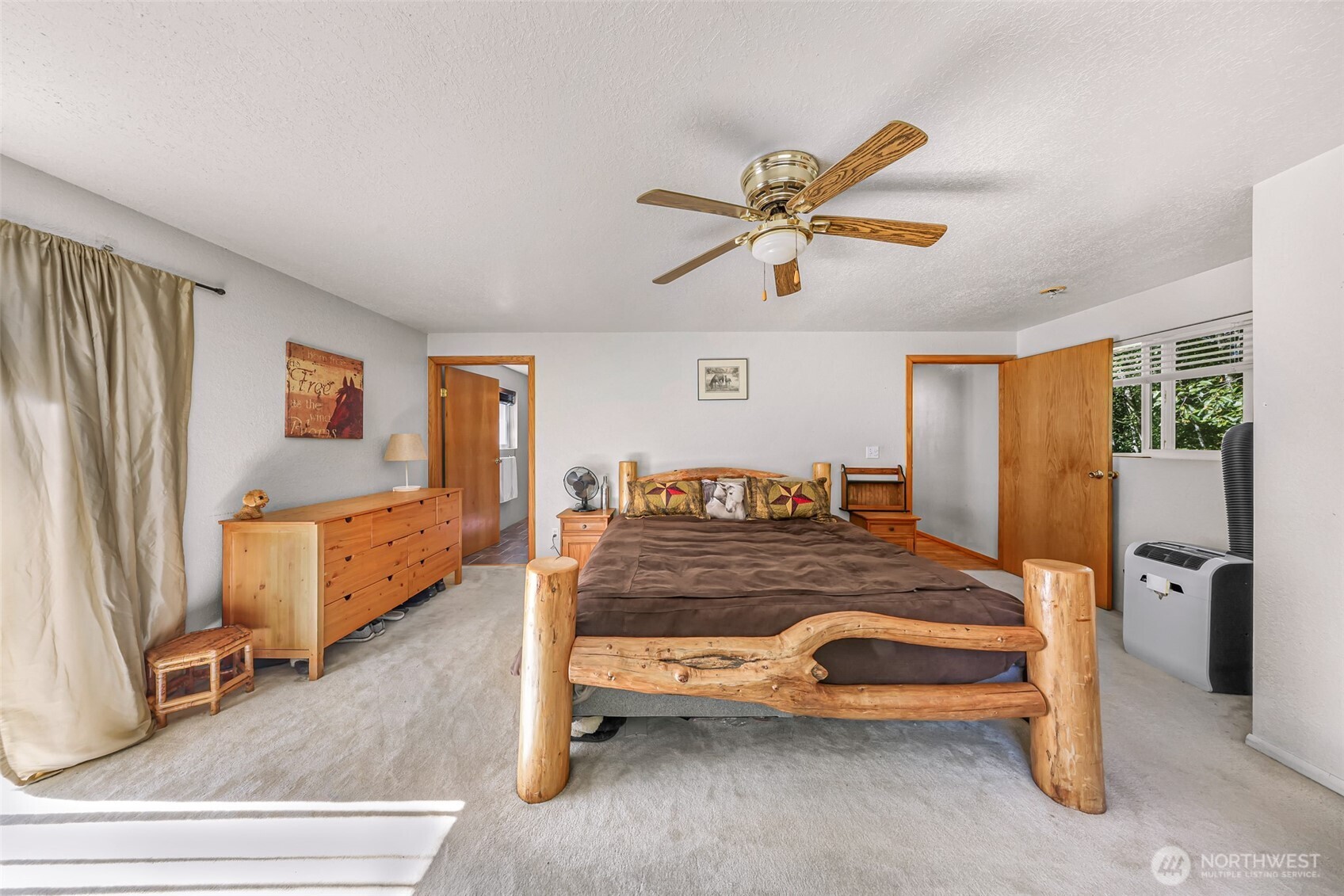 4036 Wynn Road Property Photo 12
