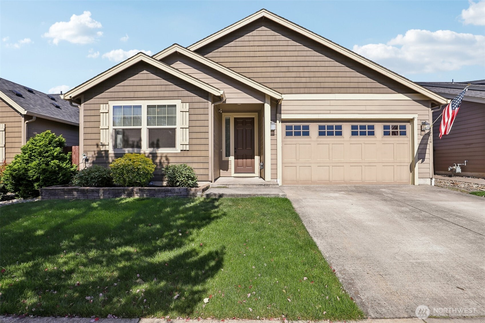 9614 NE 104th Way Property Photo 1