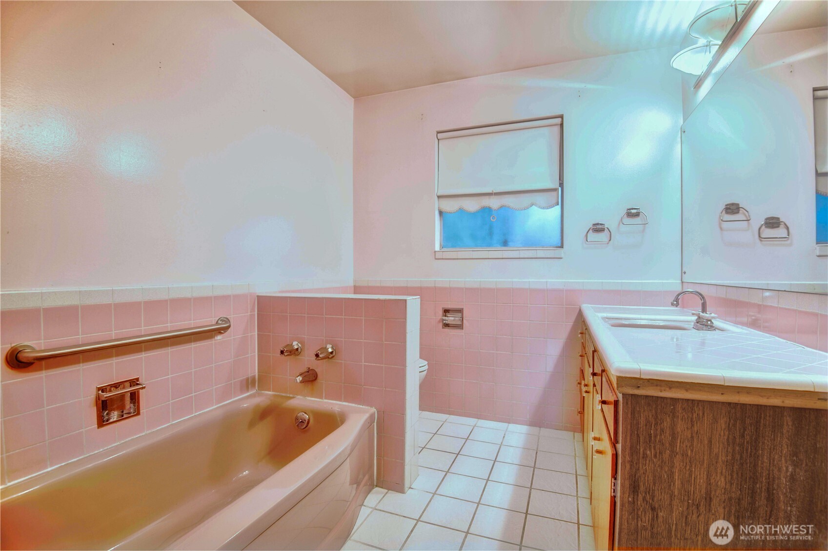 9037 38th Avenue Property Photo 22